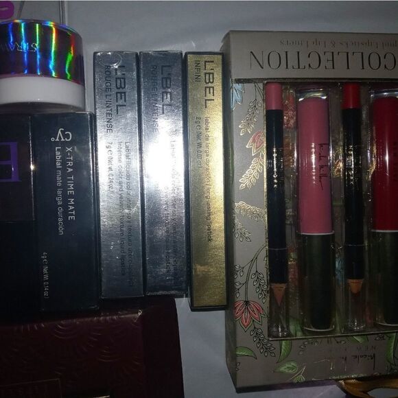 Surprise 🫢 Beauty lip bundle - Picture 4 of 15